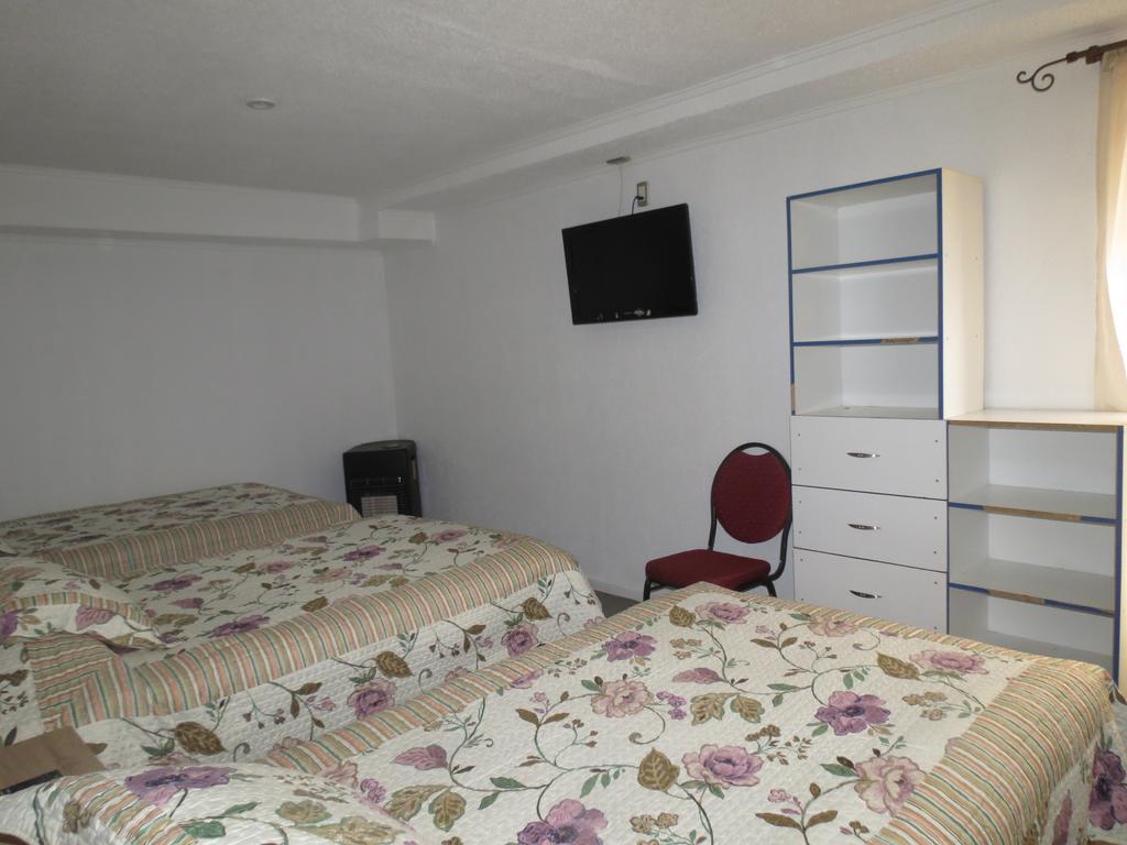 Residencial Victoria Said Hotel Linares Luaran gambar