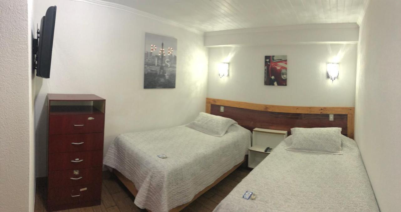 Residencial Victoria Said Hotel Linares Luaran gambar